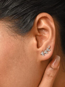 CLARA 925 Silver Rhodium Plated Swiss Zirconia Leaf Ear Cuffs Earrings For Women & Girls -Gemischtwarenladen Für Damenmode 134e20fCSE1 3