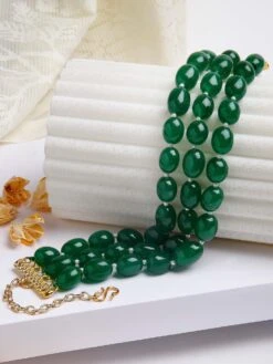 Karatcart Green Tumble Stone Studded Beaded Choker Necklace For Women