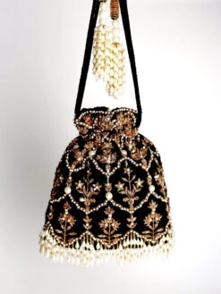 Adora By Ankita Black Jahanaara Flapper