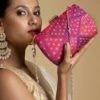 Teejh Gulabi Sham Pink Printed Clutch 2 Teejh Gulabi Sham Pink Printed Clutch -Gemischtwarenladen Für Damenmode 65b8a52THBGF40 1