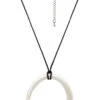 Streets Ahead Circle Pendant Necklace -Gemischtwarenladen Für Damenmode 7696332SAHE WL2 1