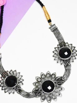 Mero Jewellery Black Tribal Necklace -Gemischtwarenladen Für Damenmode 820ce72MJUL55 2