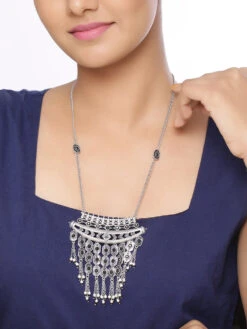 Voylla Nayantara Tassels Drop Statement Necklace -Gemischtwarenladen Für Damenmode 8907617997032 03