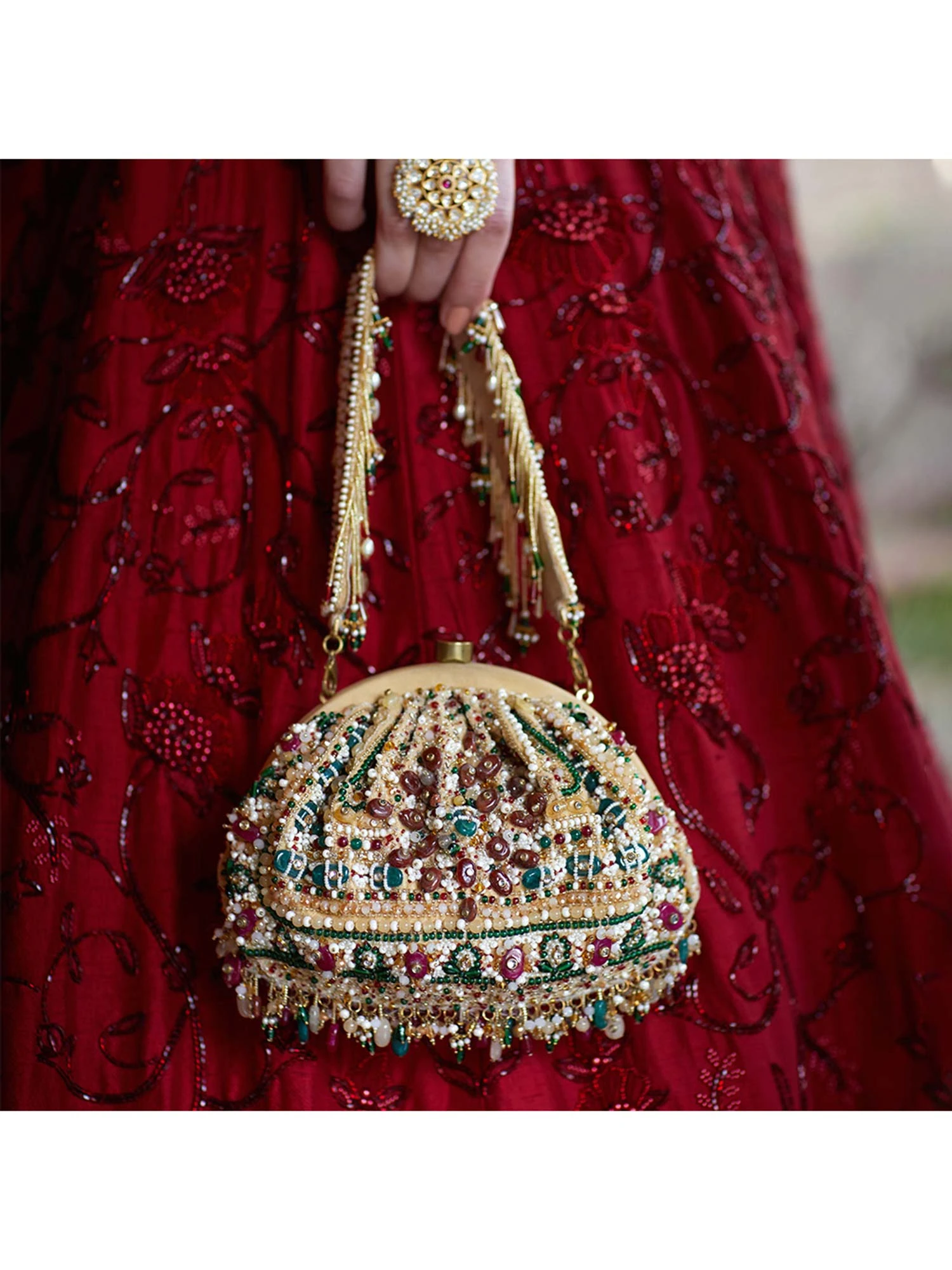 Lovetobag Amara Soft Pouch Ruby Red Emerald Green With Handle 4 Lovetobag Amara Soft Pouch Ruby Red Emerald Green With Handle – Bild 2