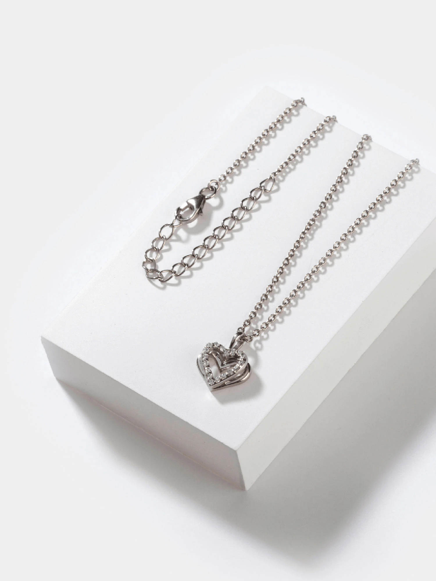 Shaya By CaratLane Stereo Hearts Pendant Necklace In 925 Silver 5 Shaya By CaratLane Stereo Hearts Pendant Necklace In 925 Silver – Bild 3