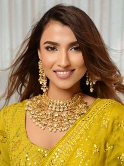 Ishhaara Multi Chand Necklace Set With Teeka