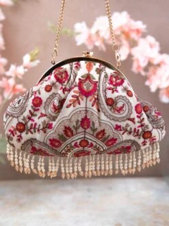 AMYRA Rumi Vintage Purse Off White